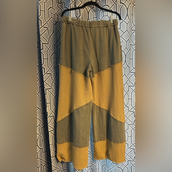 POL Pants - POL Wide-leg mixed thermal and French terry knit pant NWOT